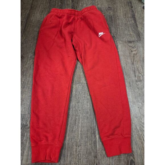 Nike Club Joggers University Solid Red White BV2671-657 Men's Sweatpants Small - Picture 1 of 5